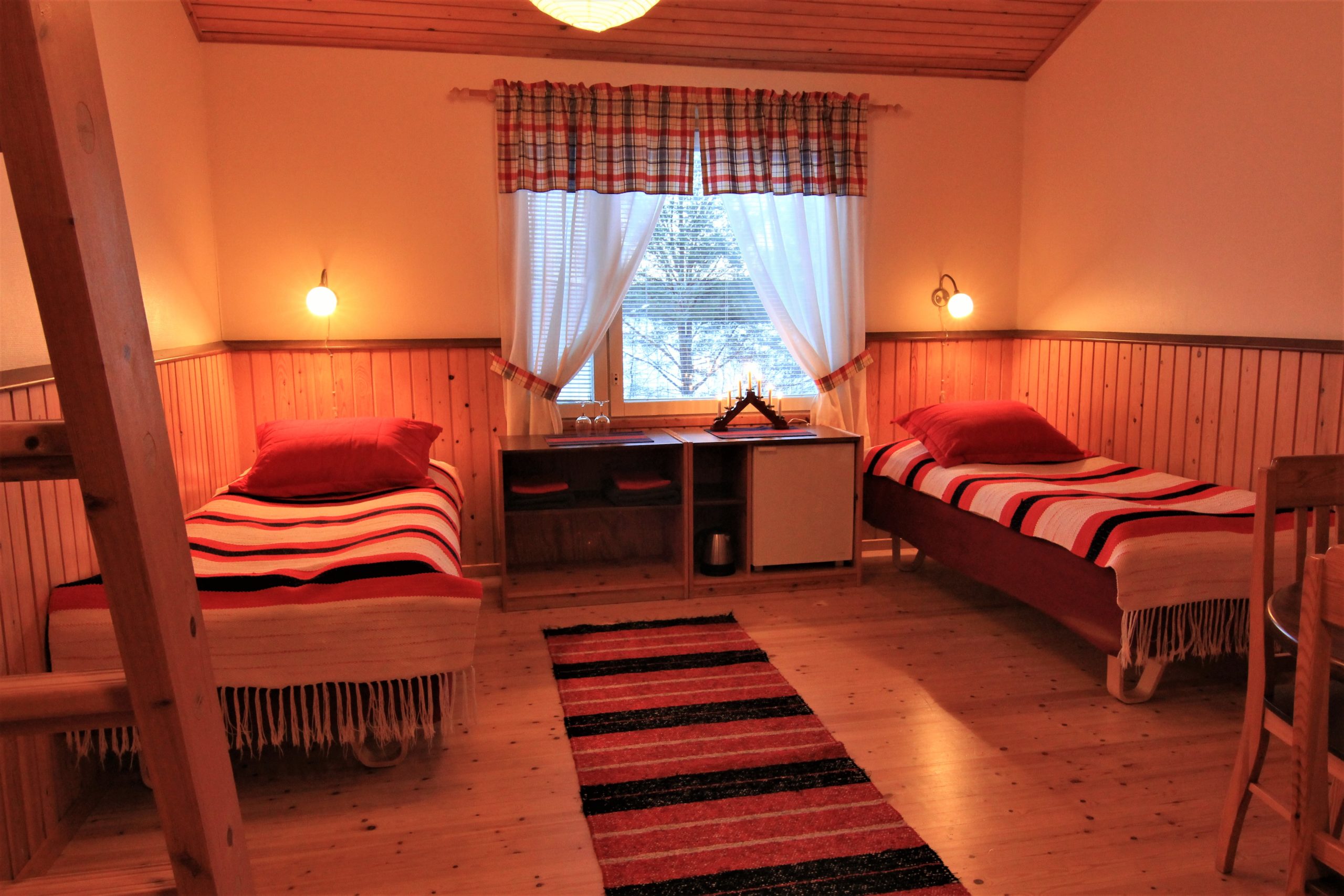 2H20hotellihuone2-scaled 2H20hotellihuone2-scaled