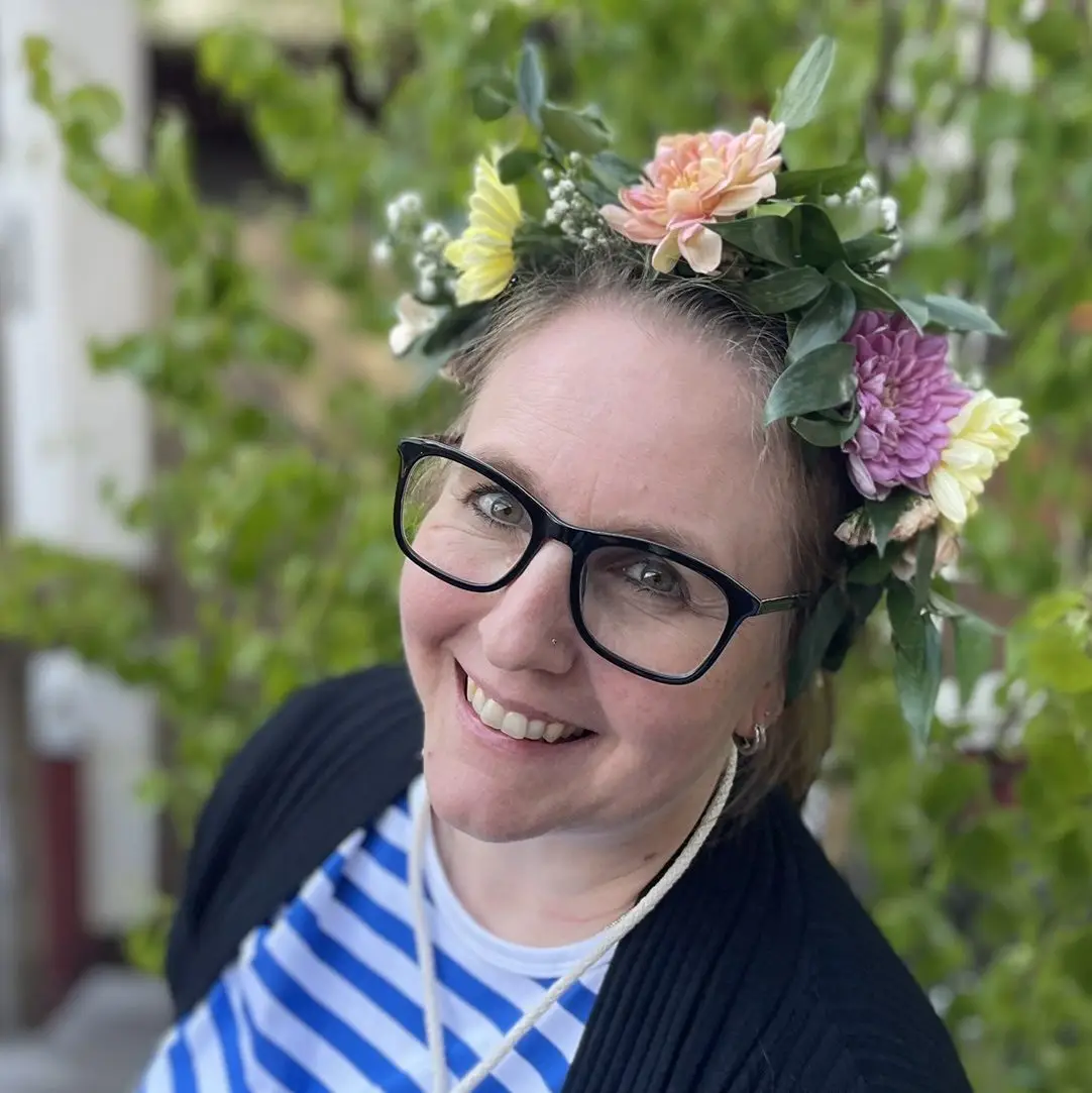 Porträt von Nadja Rätzer, Reiseberaterin für Finnland und Skandinavien bei fins-tours sa
