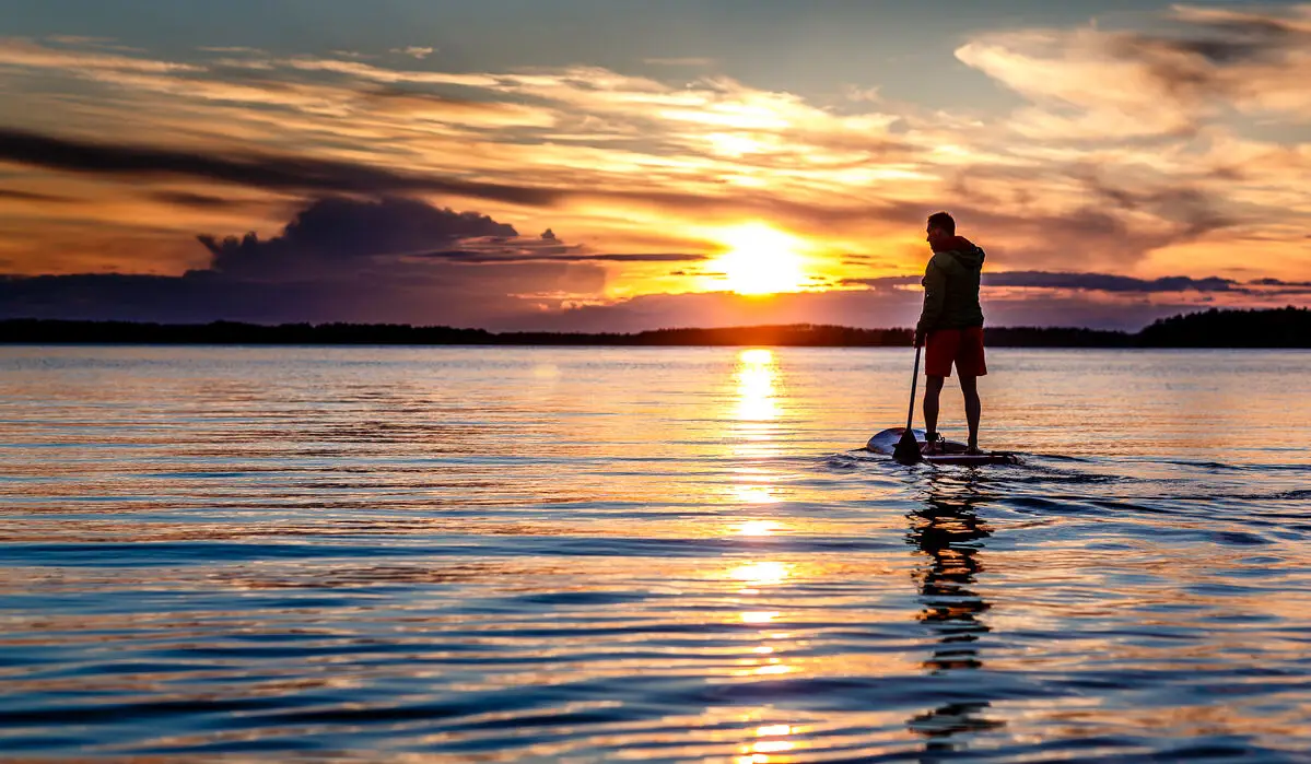 Finland_Saimaa_sunset_supping