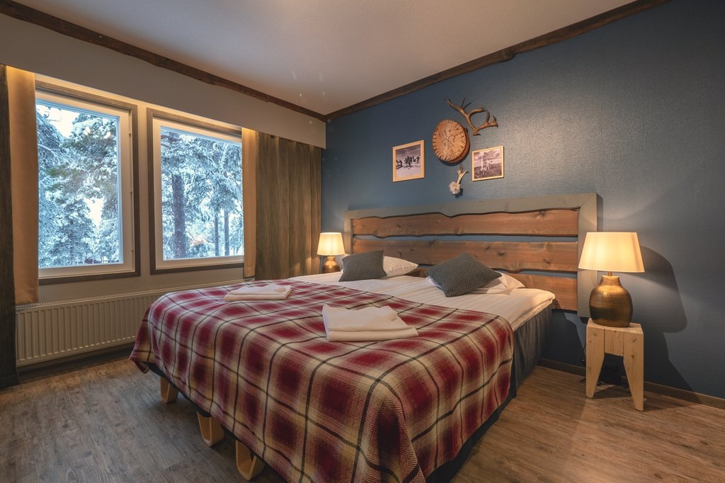 Winterwoche im Hotel Jeris Resort in Muonio am Jerisjärvi-See