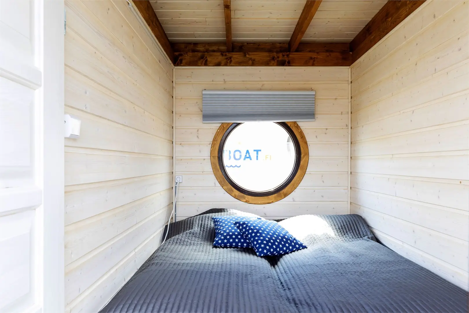 Eco Houseboat
