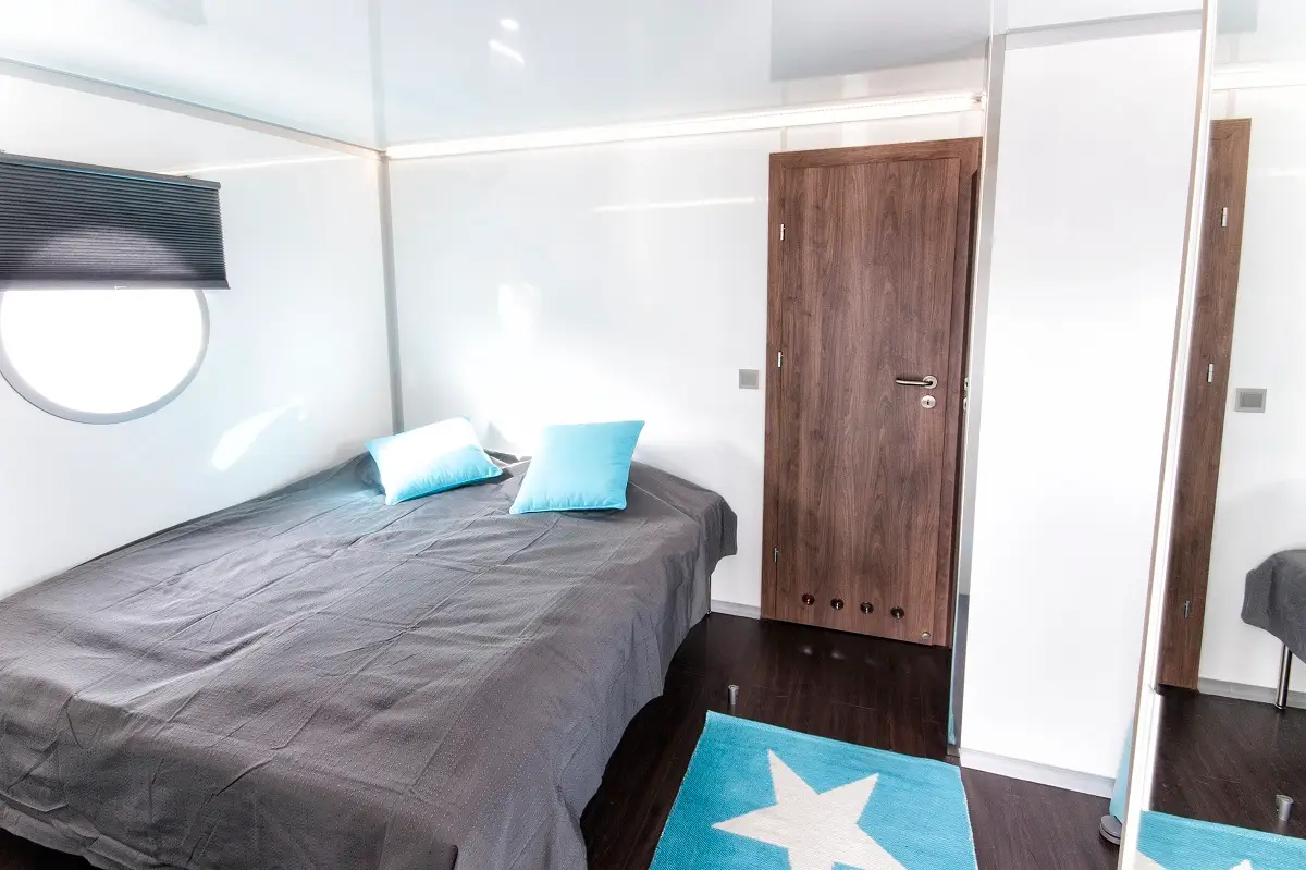 Luxe houseboat in Heinola