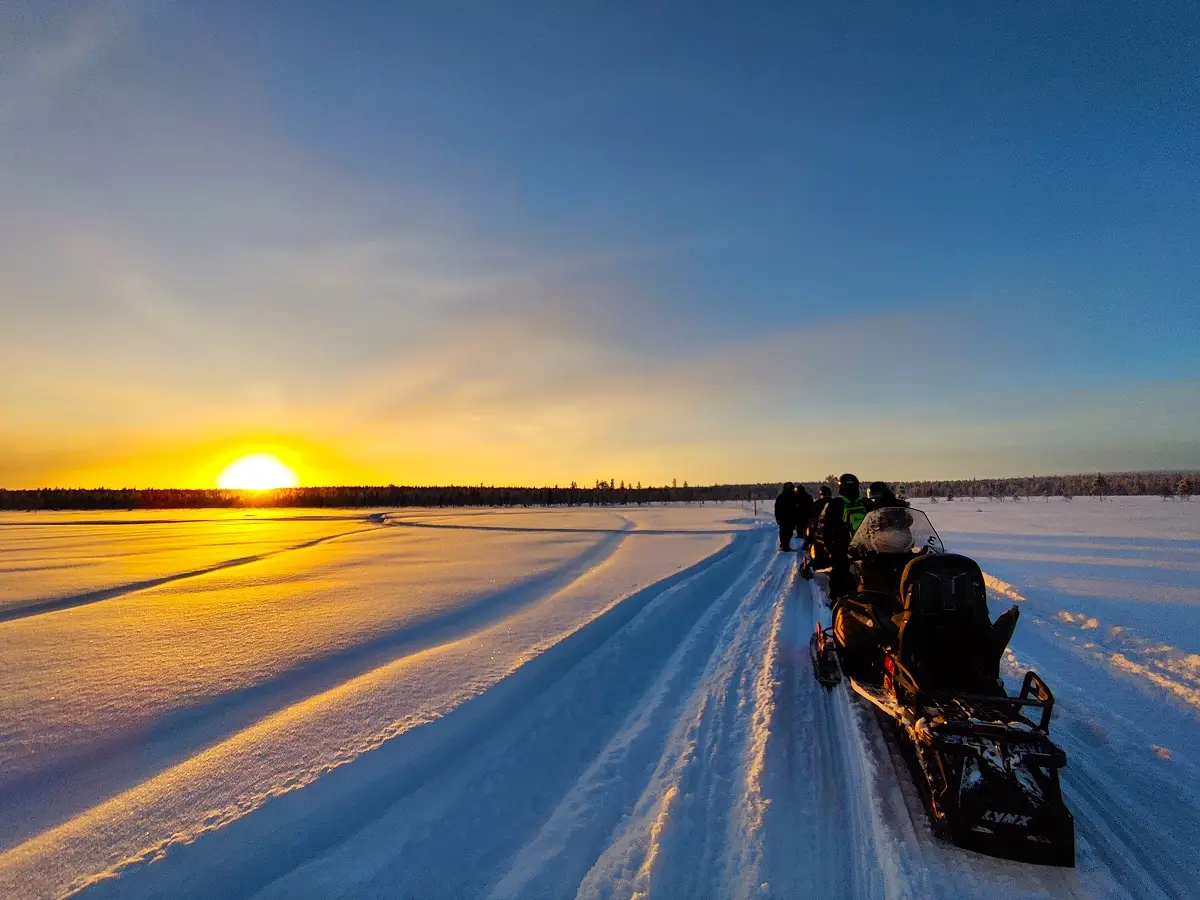 Erlebniswoche Nivunki Village in Finnisch Lappland