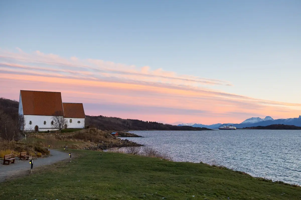 018097_Harriet-M.-Olsen_Visit-Harstad